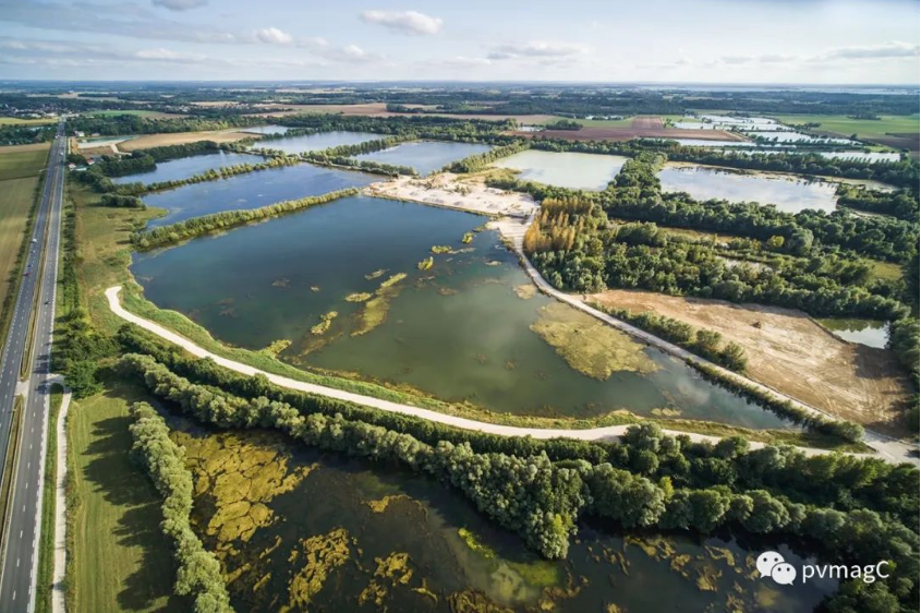 Najväčšia plávajúca fotovoltická elektráreň v Európe