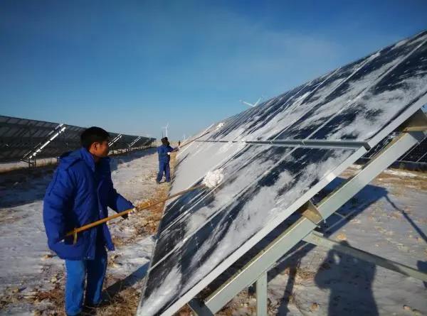 Ako udržiavať fotovoltaické systémy na výrobu elektriny v zime?